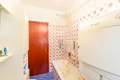 Casa in vendita, Via Deledda, Como