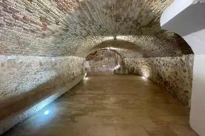 Negozio in affitto, Via Università, Cagliari