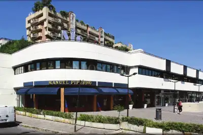 Negozio in affitto, Viale Città d'Europa, Roma