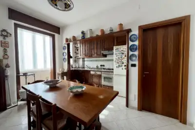 Casa in vendita, Via Pisanello, Milano