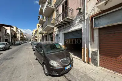 Negozio in vendita, Via Conceria, Palermo