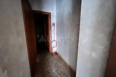 Negozio in affitto, Via Collegiove, Roma