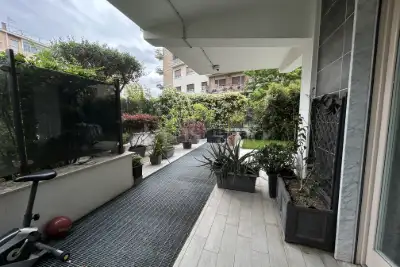 Casa in vendita, Via Innocenzo X, Roma