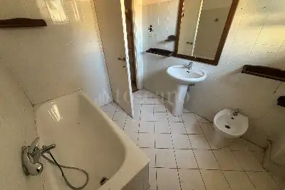 Casa in vendita, Viale delle Repubbliche Marinare, Roma