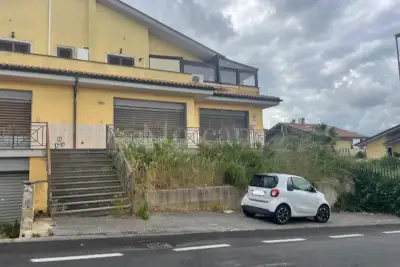 Negozio in vendita, Via Carife, Roma