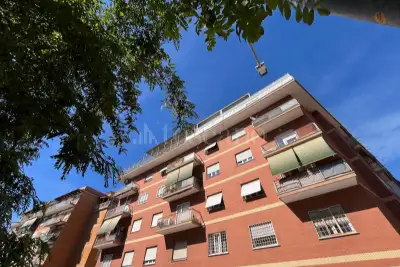 Casa in vendita, Via degli Irlandesi, Roma