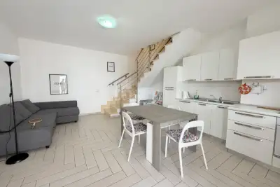 Villa Plurifamiliare in vendita, Via Portorose, Fiumicino