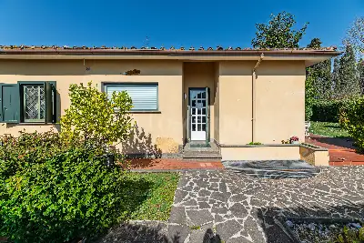 Villino a Schiera in vendita, Largo Olgiata, Roma