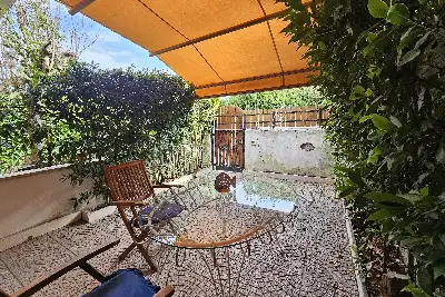 Villino a Schiera in vendita, Via Signa, Pomezia