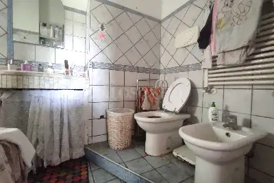 Casa in vendita, Via Tancredi Chiaraluce, Roma