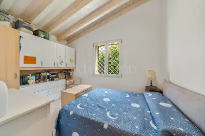 Villa in vendita, Via San Zeno, Lonato del Garda