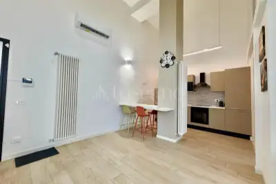 Loft in vendita, Via Arcivescovo Romilli, Milano