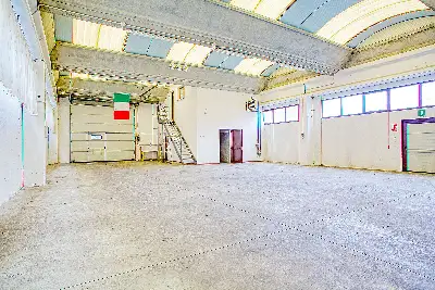 Capannone in vendita, Via Tarca, Lavena Ponte Tresa