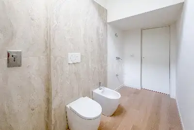 Casa in vendita, Via Giulio Uberti, Milano