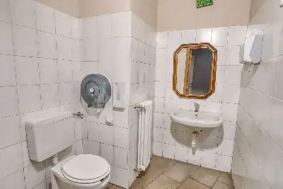 Negozio in vendita, Via Zoni, Lavena Ponte Tresa