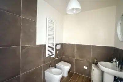 Casa in vendita, Via Beniamino Franklin, Prato