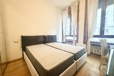 Casa in vendita, Via Uberto Visconti di Modrone, Milano