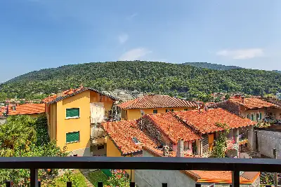 Casa Indipendente in vendita, Via Gaggio, Marchirolo