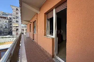 Casa in vendita, Via Umbria, Pescara