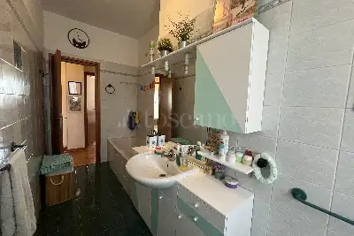 Casa in vendita, Via Giambellino, Milano