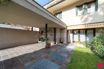 Villino a Schiera in vendita, Via Giacinto Gallina, Pordenone