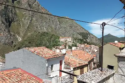 Casa Indipendente in vendita, Via Cristoforo Grisanti 75, Isnello