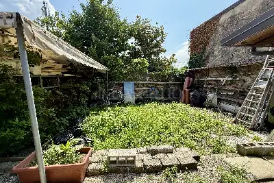 Casa Indipendente in vendita, Via della Volta, Brescia