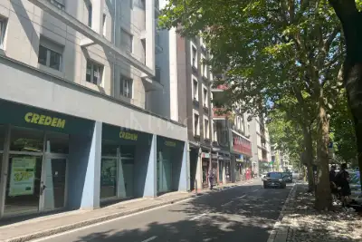 Store for rent, Viale Varese, Como
