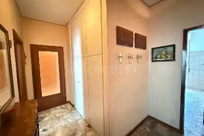 Casa in vendita, Piazzale Risorgimento Italiano, Modena