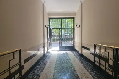 Casa in vendita, Viale Abruzzi, Milano