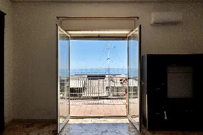 Casa in vendita, Via Orlando Vittorio Emanuele, Aci Castello
