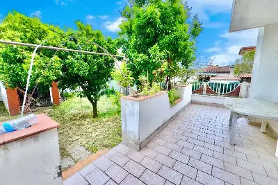 Villa in vendita, Via Gabriele D'Annunzio, Anzio