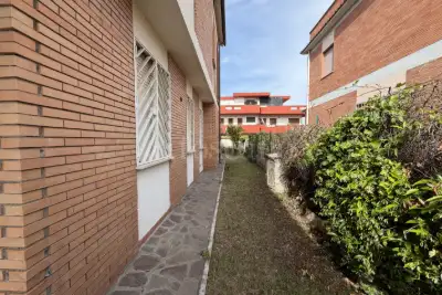 Casa Indipendente in vendita, Via Anchise, Ardea