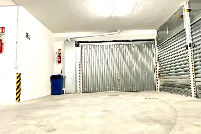 Box in vendita, Via delle Calasanziane, Roma