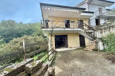 Casa Indipendente in vendita, via Ciccuzzi 3, Summonte, Grottolella