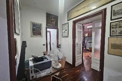 Casa in vendita, Via Domenico Morelli, Napoli