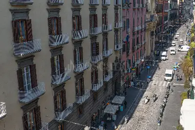 Casa in vendita, Via Maddaloni, Napoli