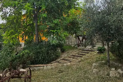 Casa Indipendente in vendita, Contrada Chioviano Basso 103, Bisenti