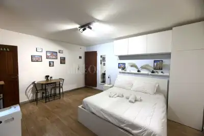 Casa in vendita, Via Guelfa, Firenze