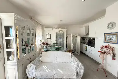 Villino a Schiera in vendita, Via Mar della Cina, Roma