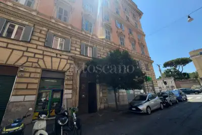 Casa in vendita, Via Alessandria, Roma