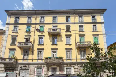 Casa in vendita, Via Paolo Frisi, Milano