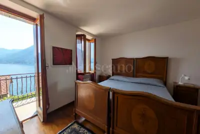 Casa Indipendente in vendita, Via Schignano, Argegno