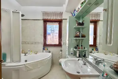 Casa in vendita, Via Petrizzi, Roma