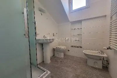 Casa in vendita, Via Carlo Poerio, Milano