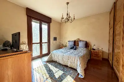 Casa in vendita, Via Pietro Rondoni, Milano