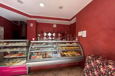 Attività Commerciale in vendita, Via Trieste, Ladispoli