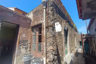 Rustico in vendita, Via Soldato Scuto Salvatore, San Giovanni la Punta