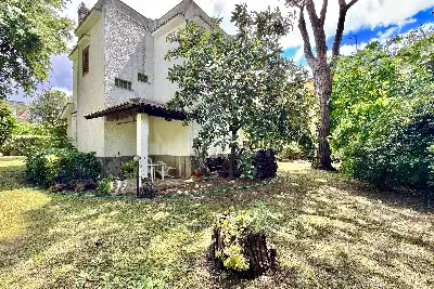 Villa in vendita, Viale delle Pratoline, Anzio