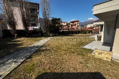 Villa in vendita, Via Zoni, Lavena Ponte Tresa